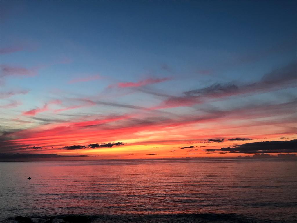 Atardecer en el horizonte tapiego