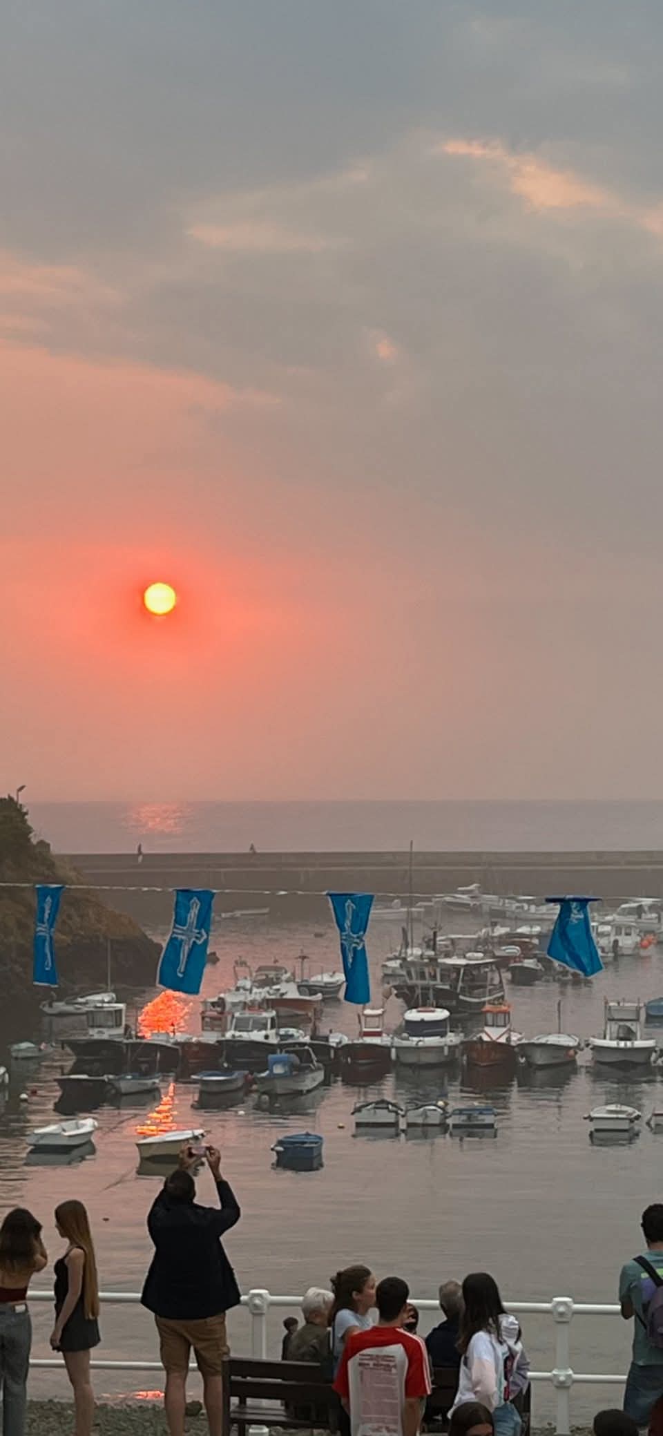 Atardecer muelle de Tapia