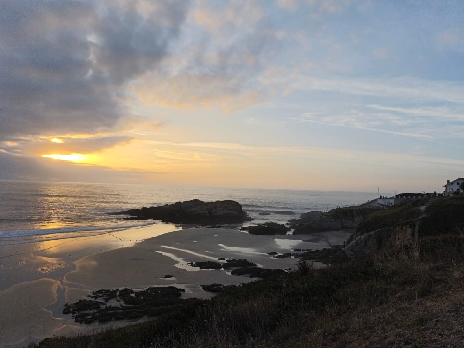 Atardecer playa As Furadas de Tapia