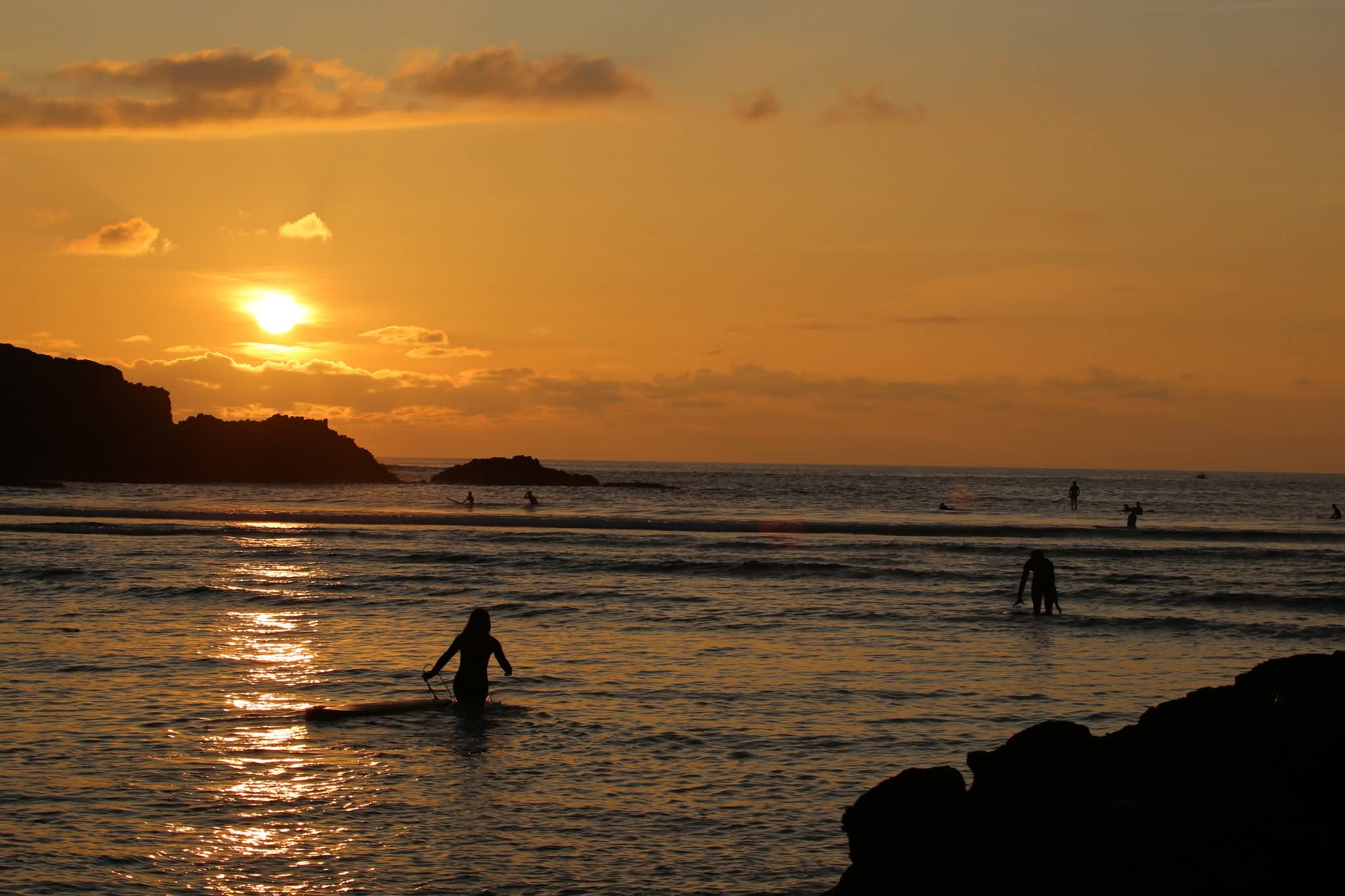 Atardecer surfeando playa del Murallon