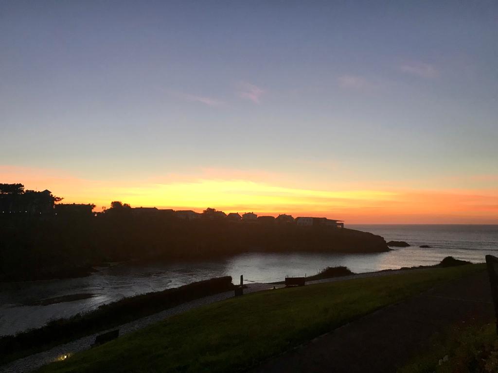 Atardecer sobre la playa del Anguileiro