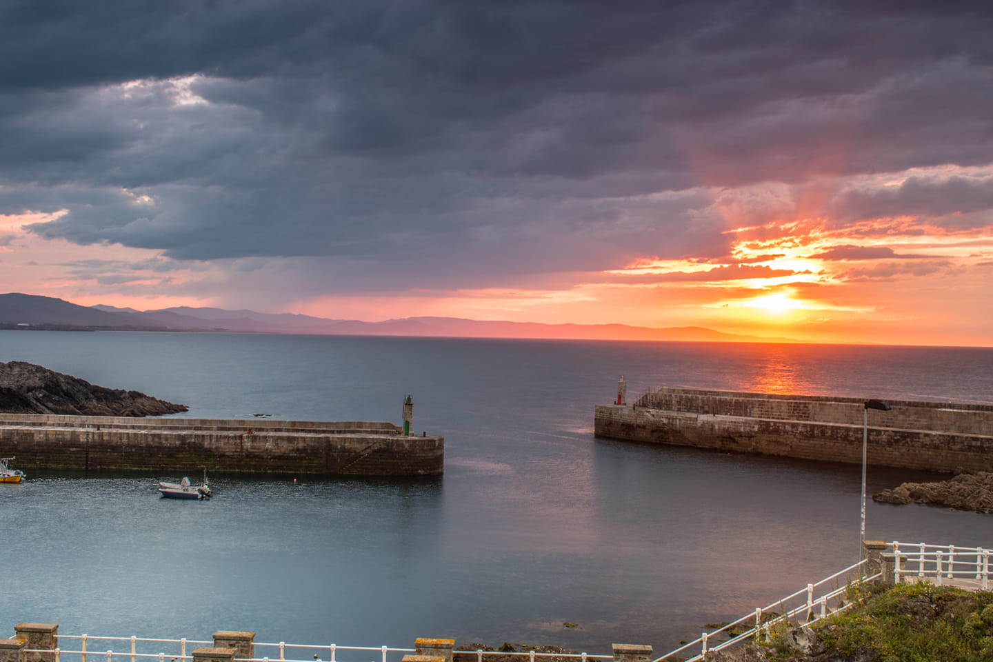 Atardecer muelle de fuera