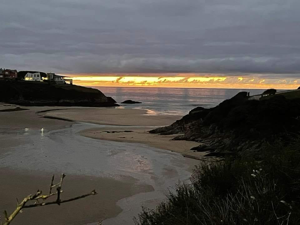 Atardecer playa Riberira Tapia