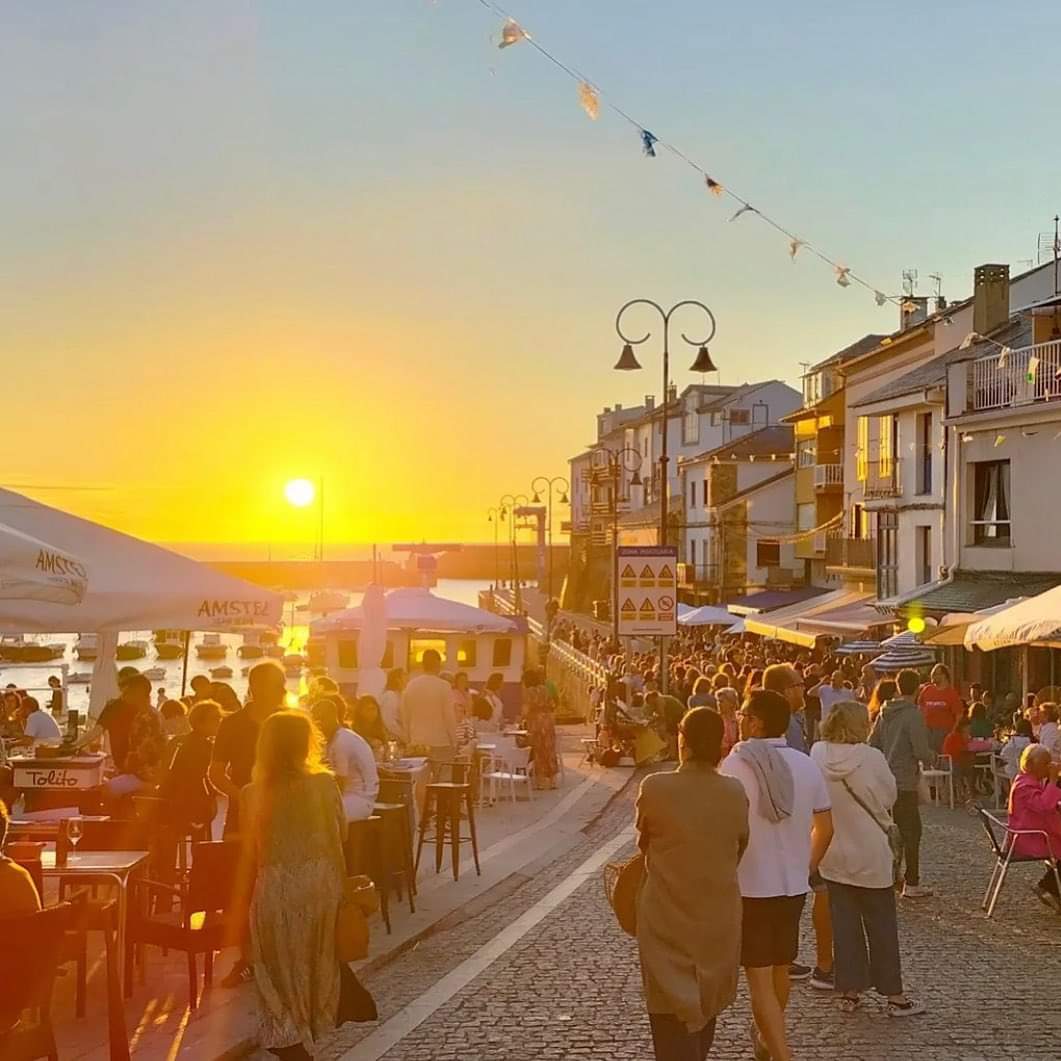 Atardecer muelle de Tapia