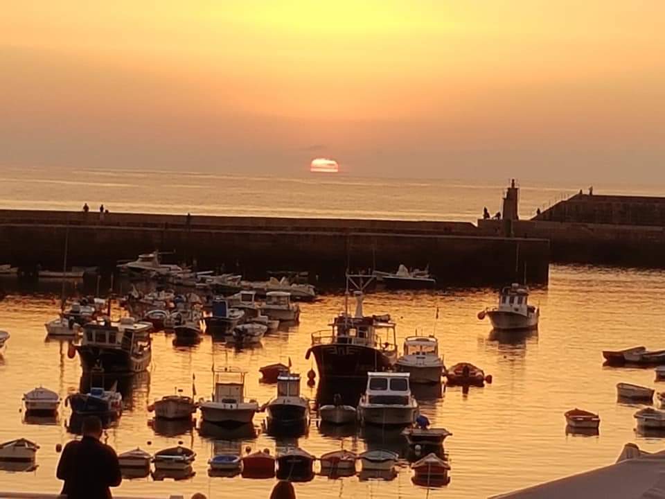 Atardecer muelle de Tapia