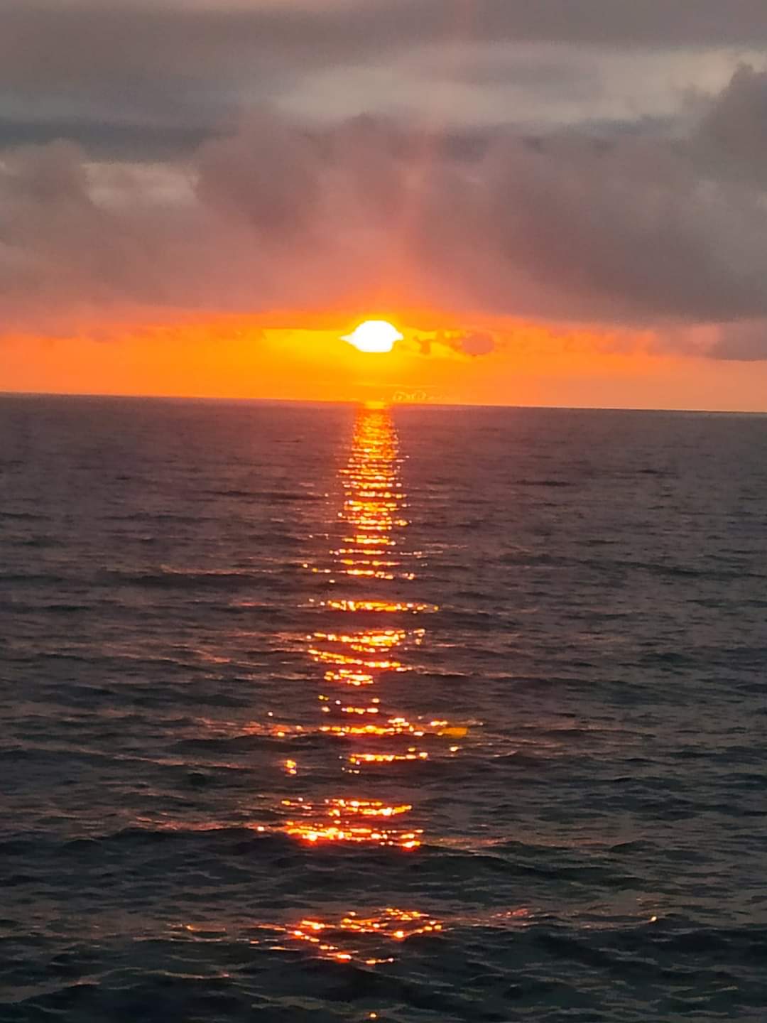 Atardecer en el horizonte