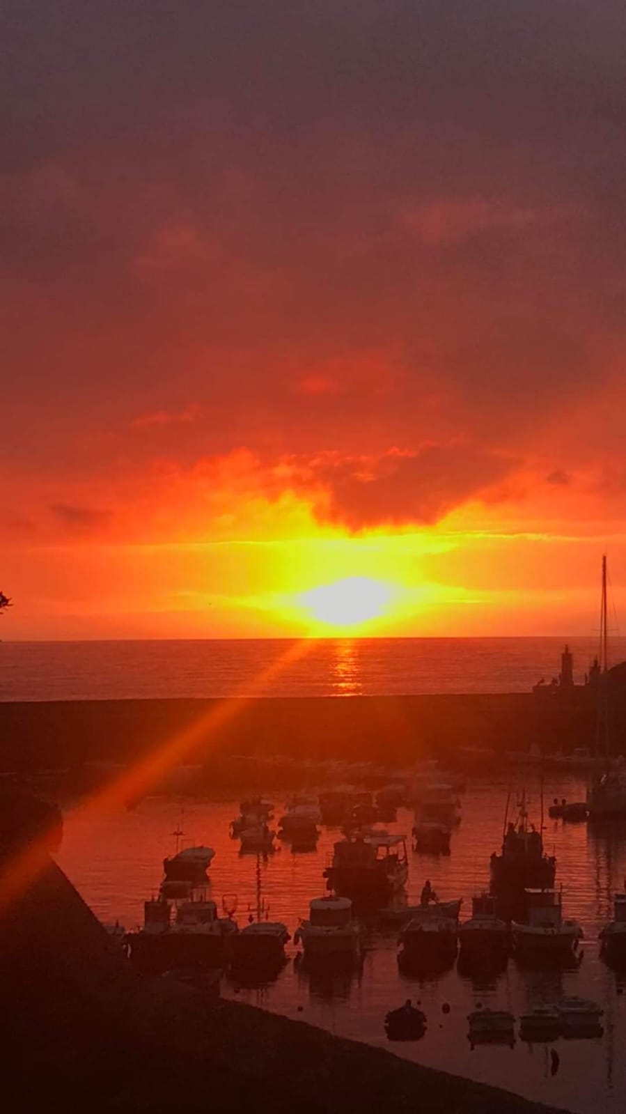 Atardecer muelle de Tapia
