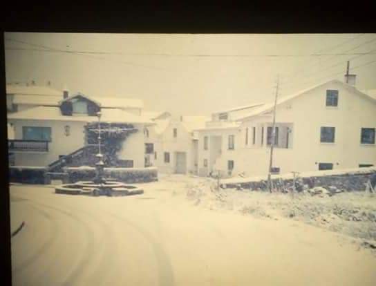 Fuente del Pilón de Tapia de Casariego nevada en los años 80