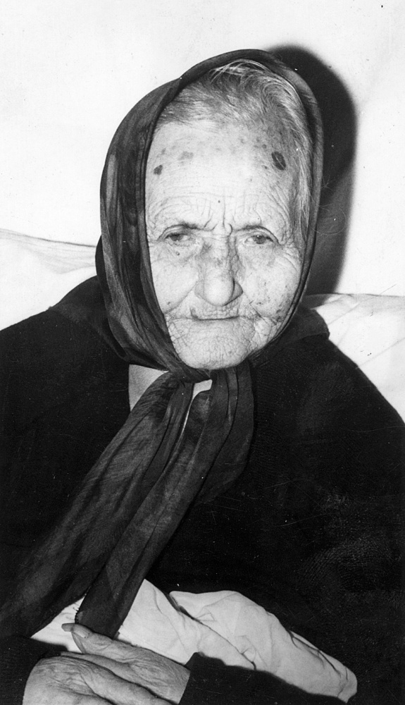 Rosa Pastur Loza. Vecina de Casariego