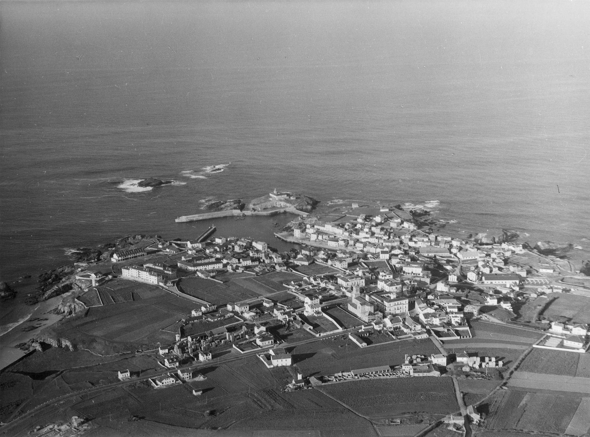 Vista aérea del pueblo Tapia de Casariego