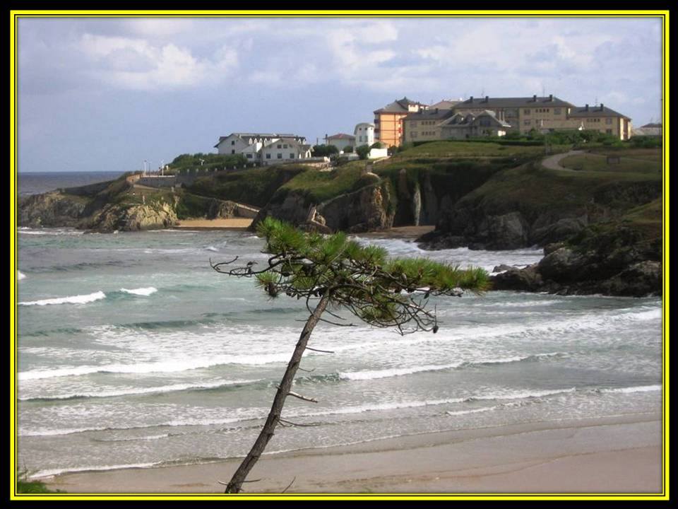 Vista de la playa A Ribeiria tomada desde la Reburdia