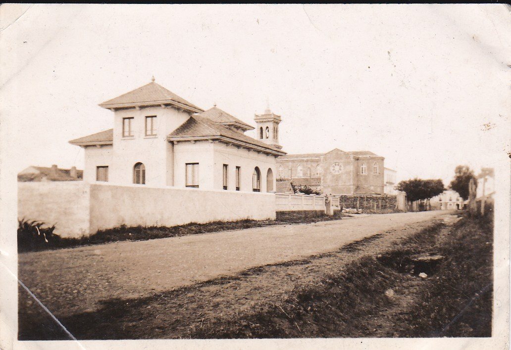 Iglesia San Esteban al fondo
