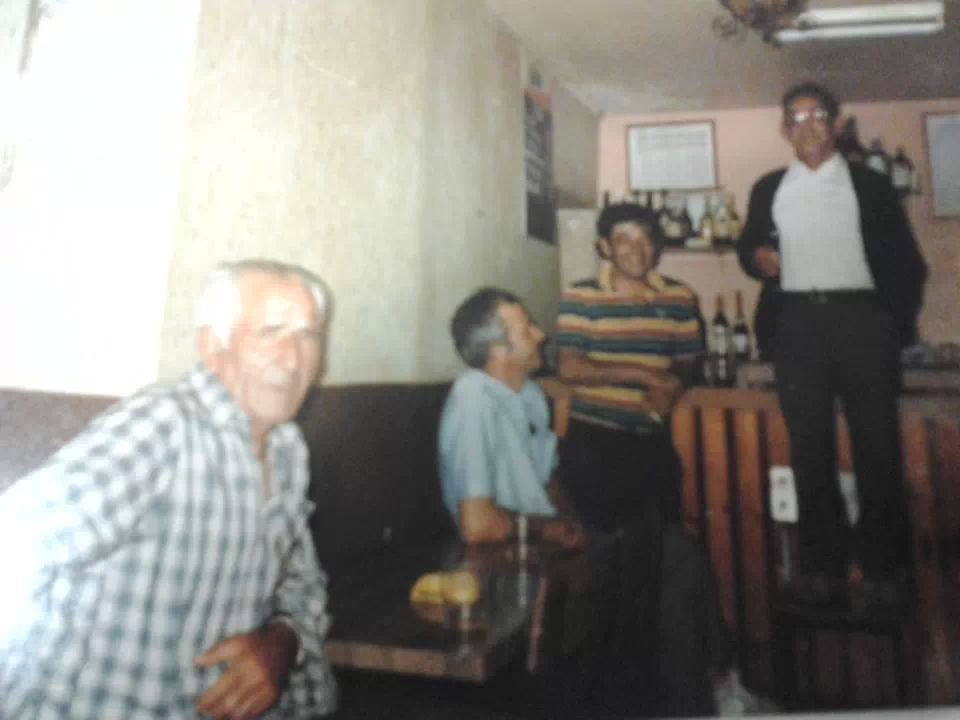 Tapiegos en el bar del manquin