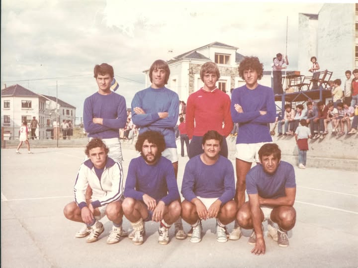 Equipo Sucarofilm 80. Javier Mier, Indalecio, Remi, Jose Z, Benjamin, ???, Jose Pareji y Tono.
